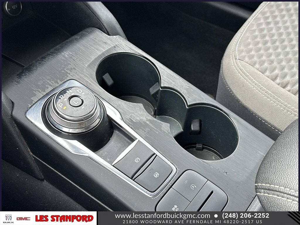 2020 Ford Escape SE