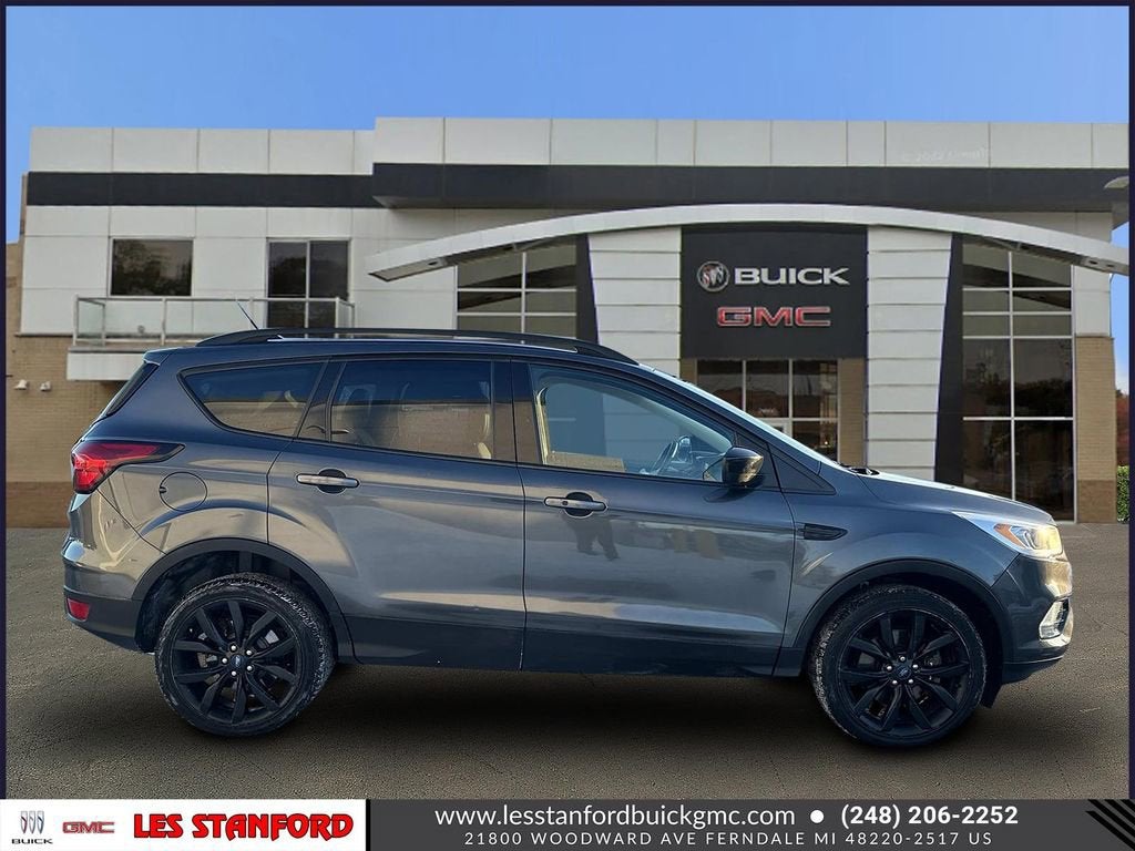 2019 Ford Escape SE