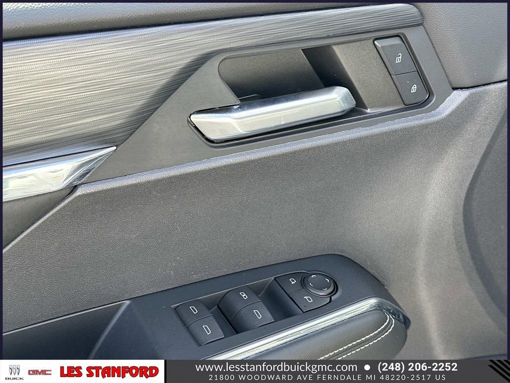 2024 GMC Acadia Elevation