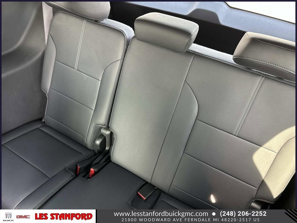 2024 GMC Acadia Elevation