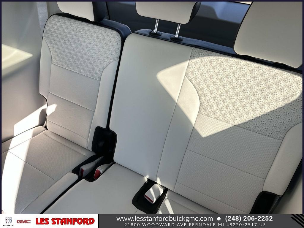 2024 GMC Acadia Denali