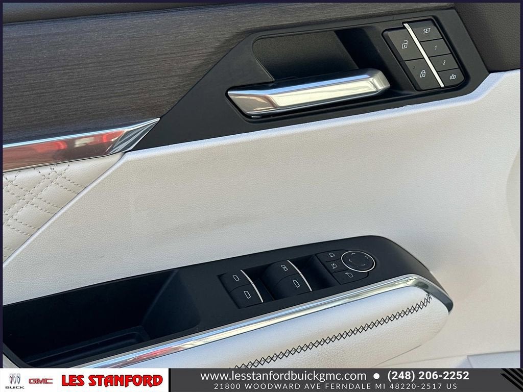 2024 GMC Acadia Denali