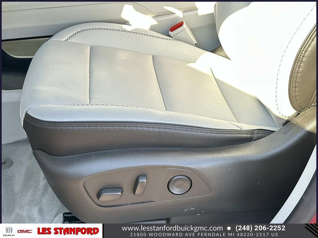 2024 GMC Acadia Denali