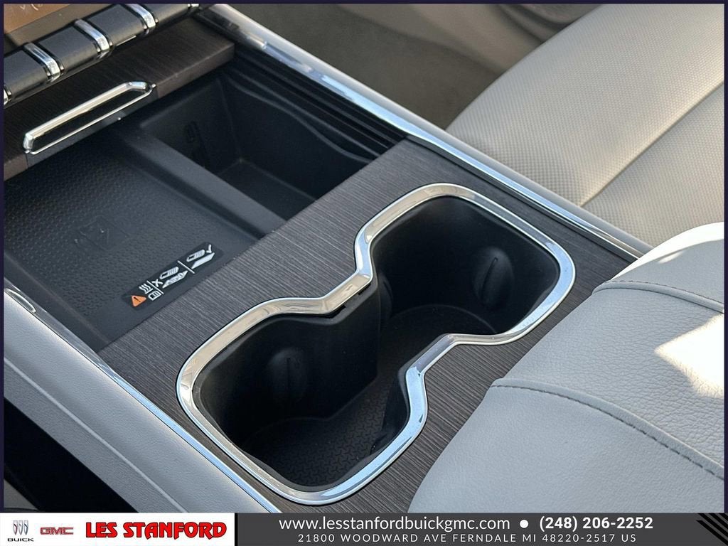 2024 GMC Acadia Denali