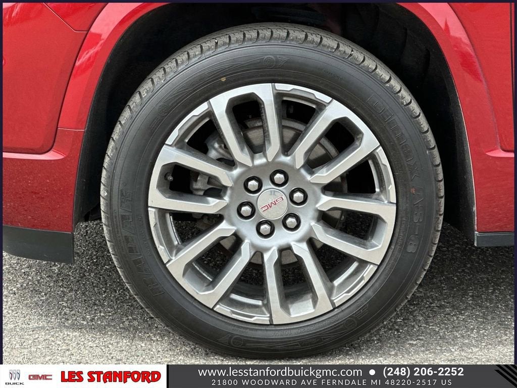 2023 GMC Acadia Denali
