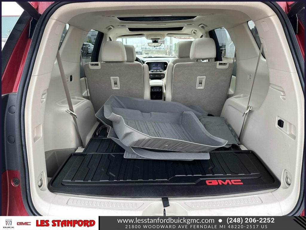 2023 GMC Acadia Denali