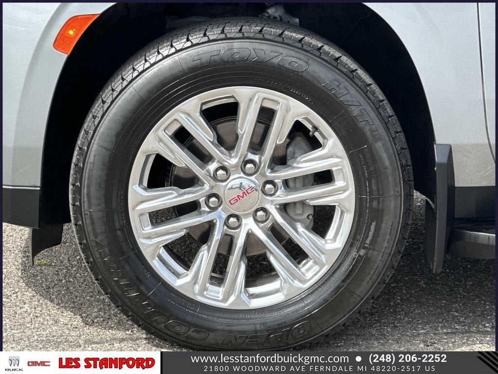 2024 GMC Yukon XL SLT