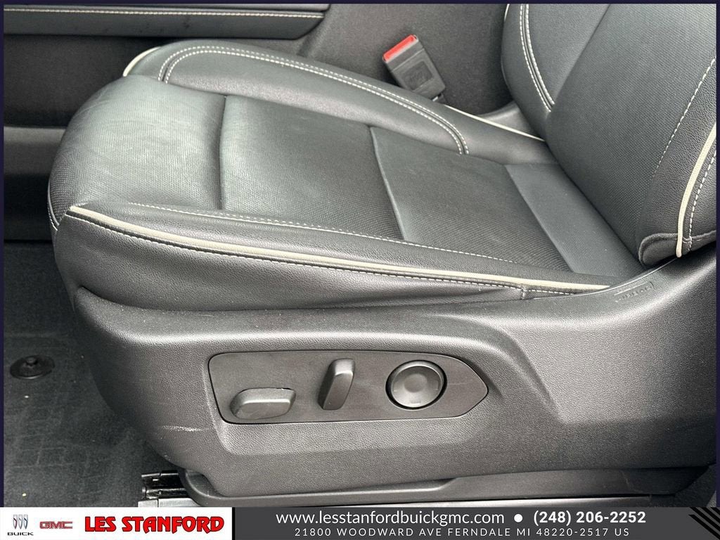 2024 GMC Yukon XL SLT