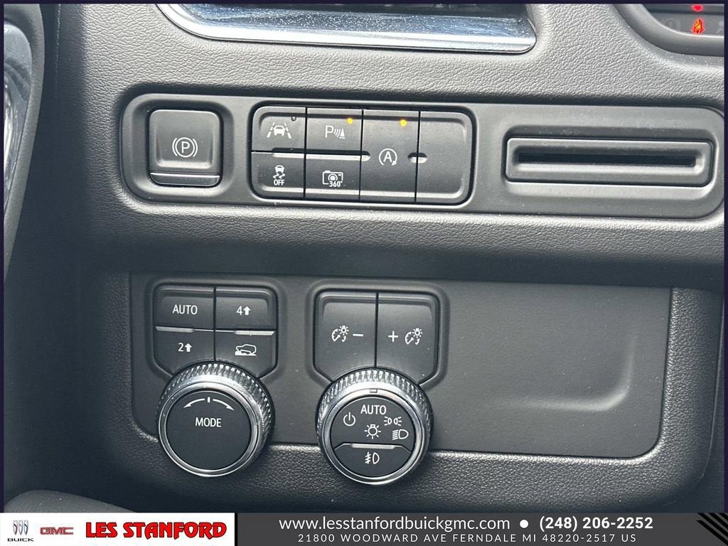 2024 GMC Yukon XL SLT