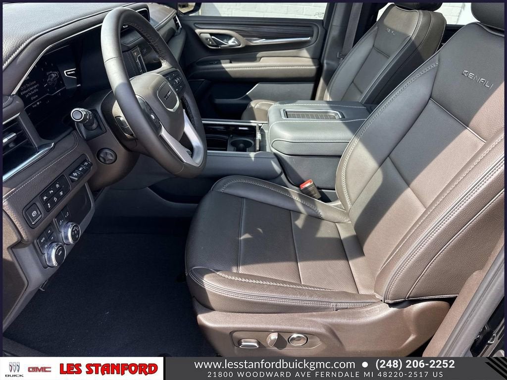 2023 GMC Yukon XL Denali