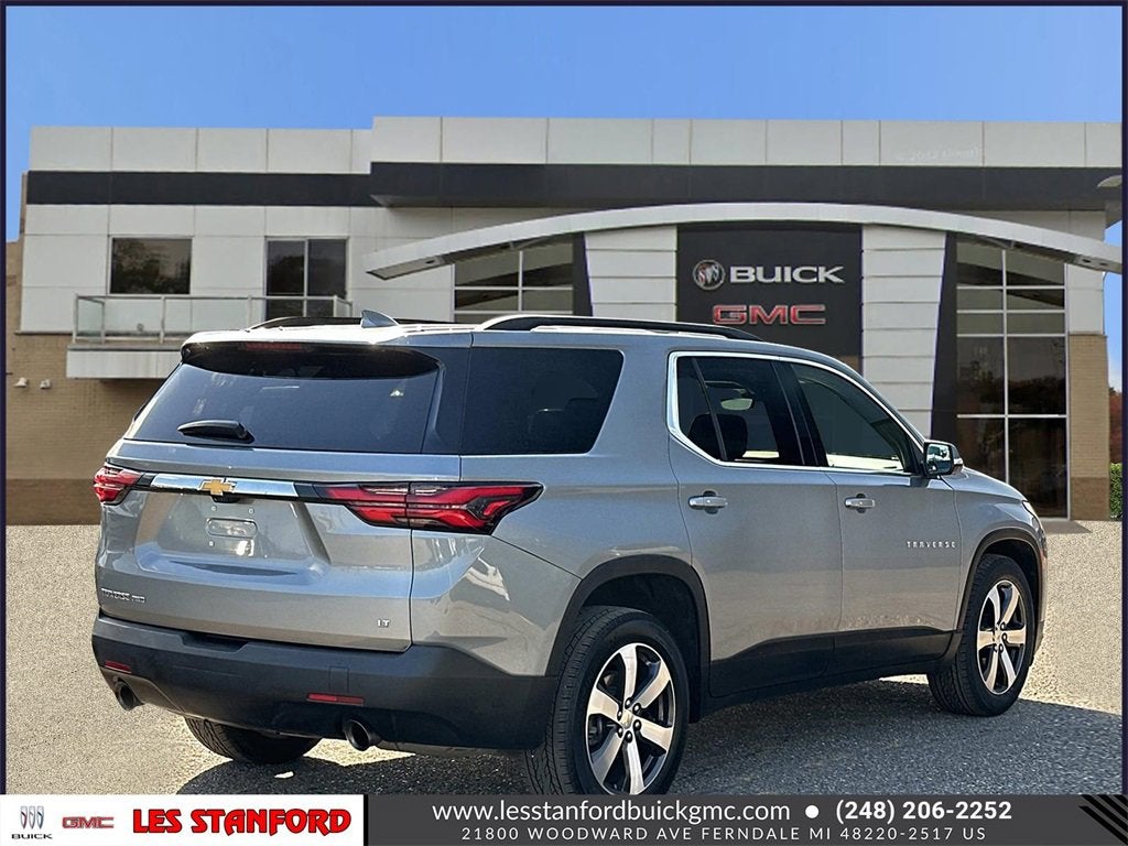2023 Chevrolet Traverse LT Leather