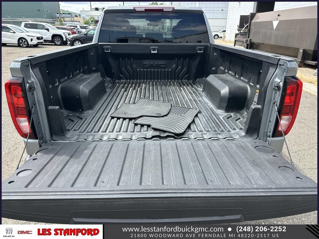 2025 GMC Sierra 1500 Elevation