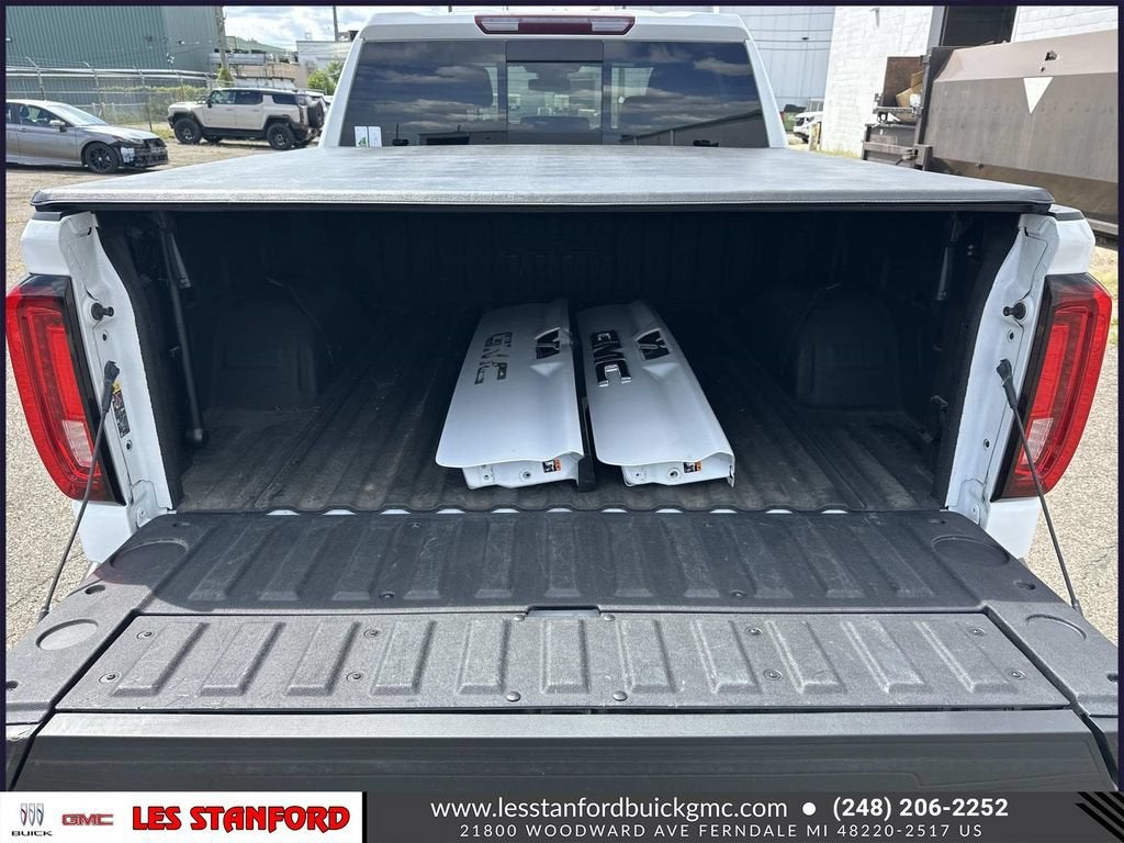 2023 GMC Sierra 1500 AT4