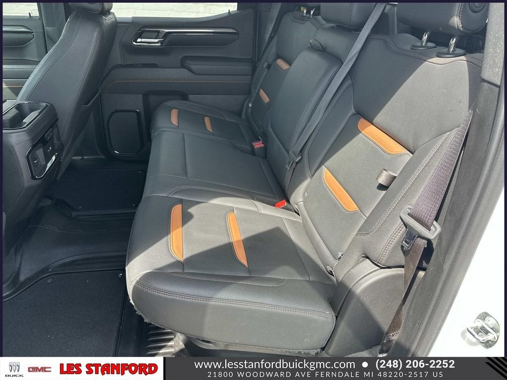 2023 GMC Sierra 1500 AT4