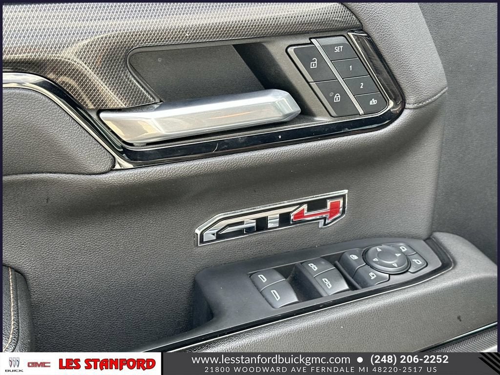 2023 GMC Sierra 1500 AT4