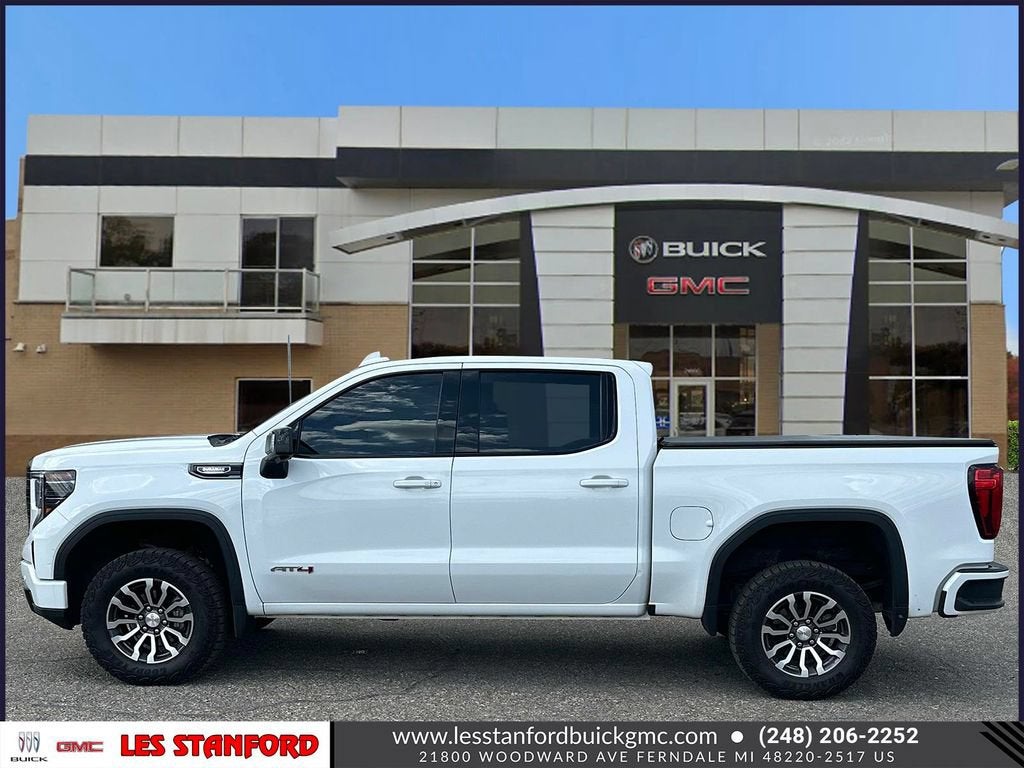 2023 GMC Sierra 1500 AT4