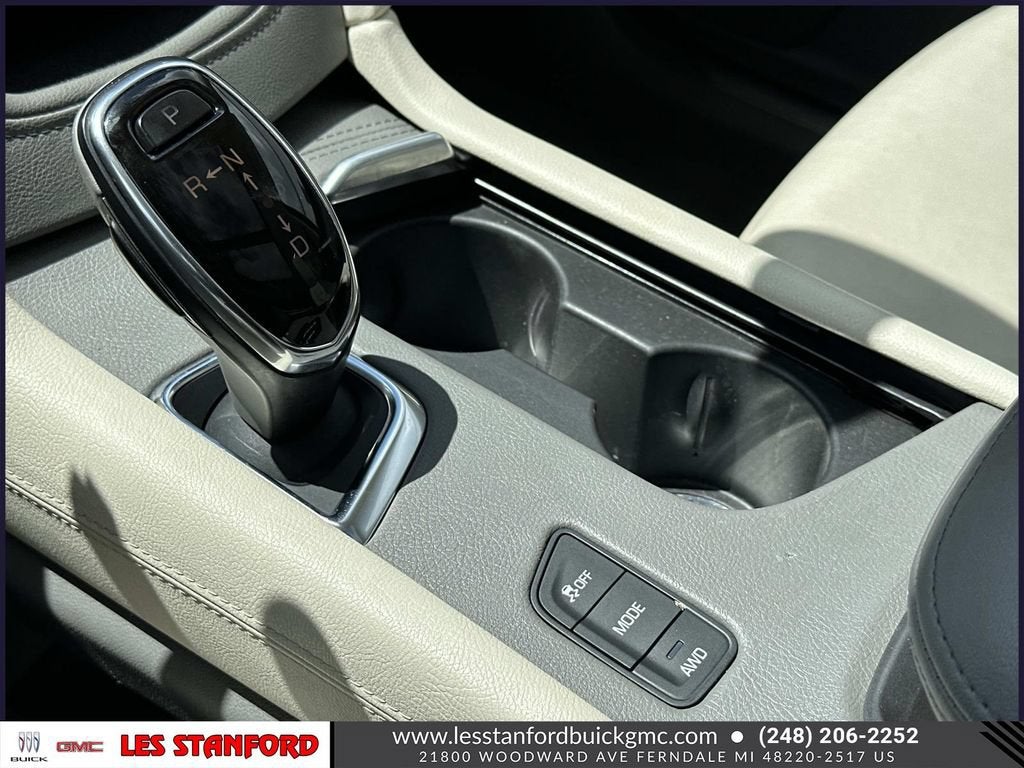 2018 Cadillac XT5 Luxury AWD
