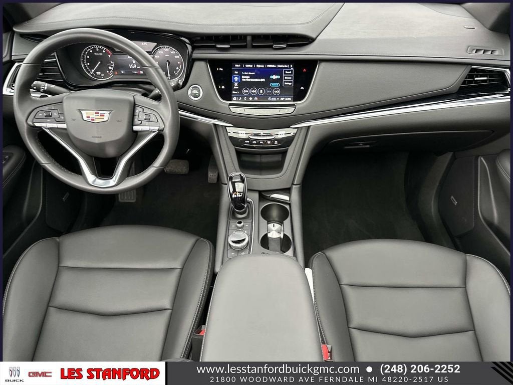2025 Cadillac XT6 Luxury