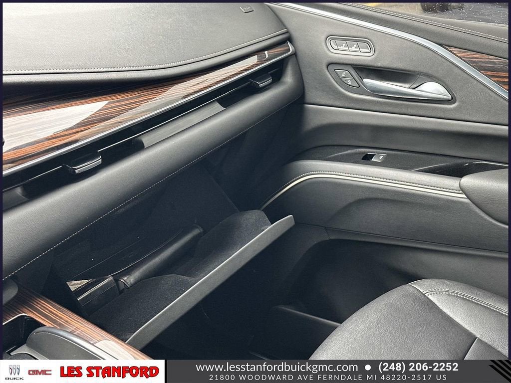 2023 Cadillac Escalade Luxury