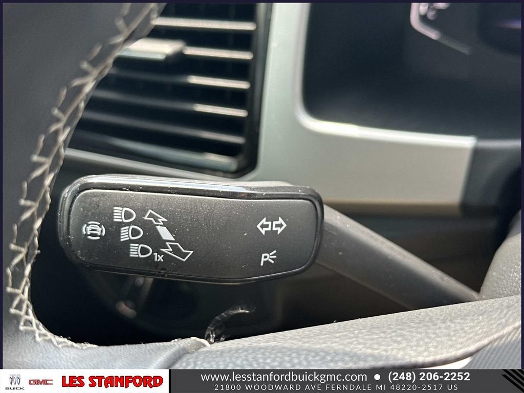2022 Volkswagen Atlas Cross Sport 3.6L V6 SEL