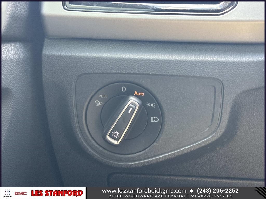 2022 Volkswagen Atlas Cross Sport 3.6L V6 SEL