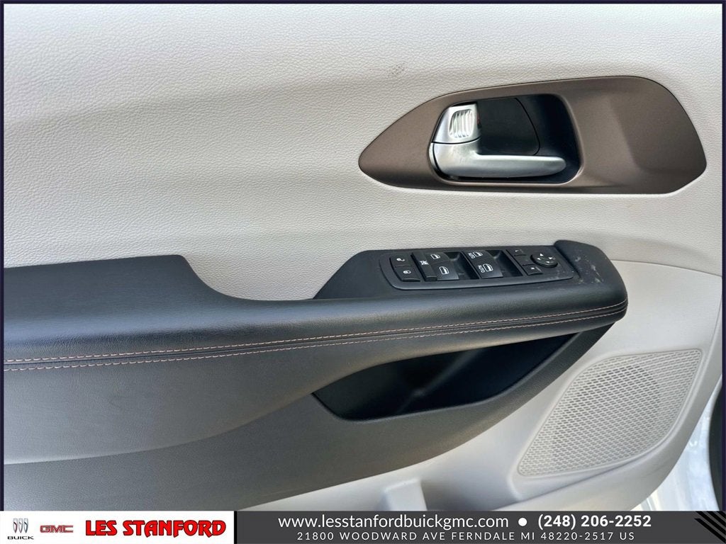 2018 Chrysler Pacifica Touring L