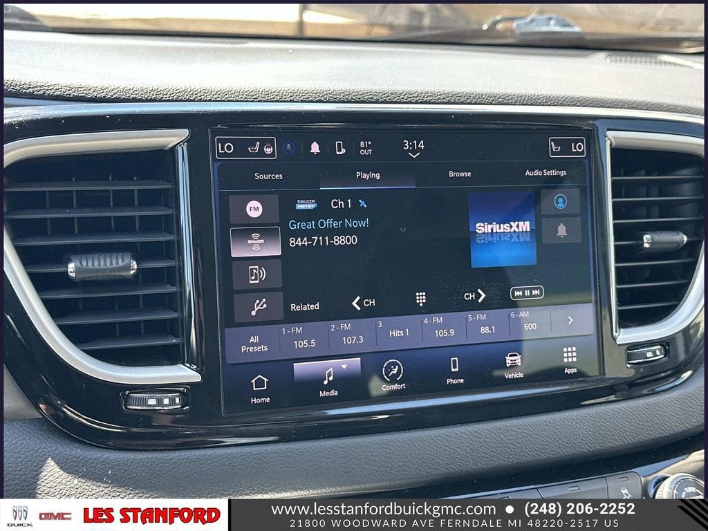 2023 Chrysler Pacifica Touring L