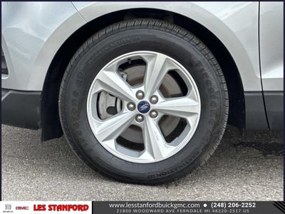 2021 Ford Edge SE