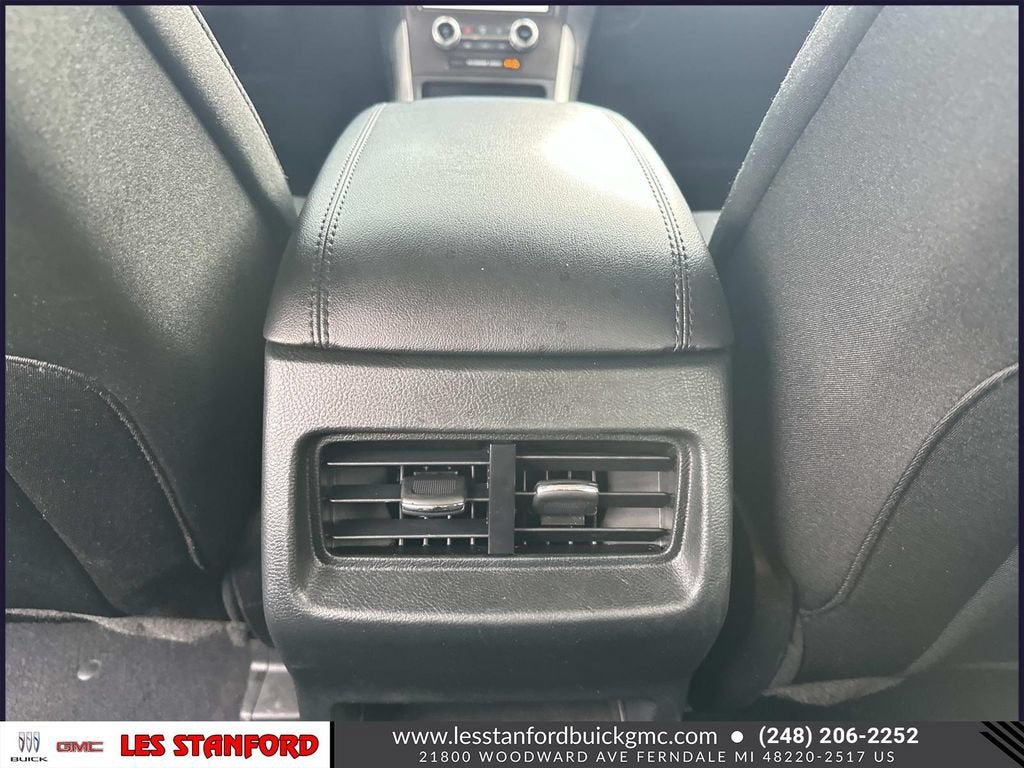 2021 Ford Edge SE