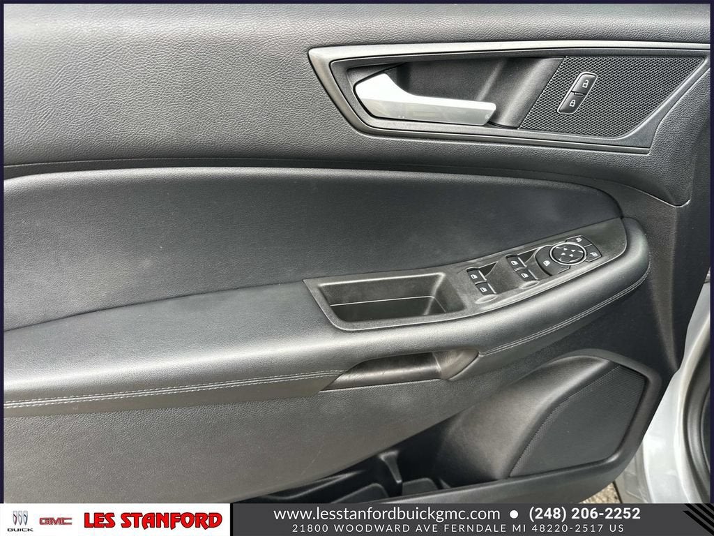 2021 Ford Edge SE - Photo 16