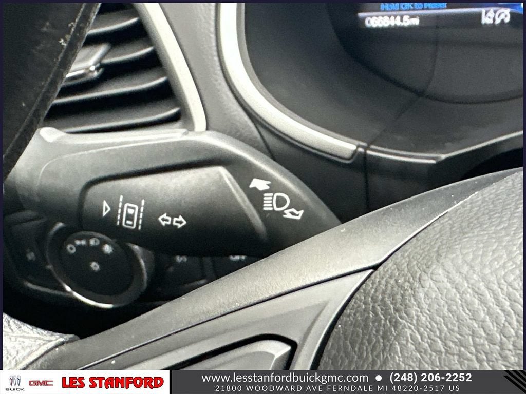 2021 Ford Edge SE - Photo 26