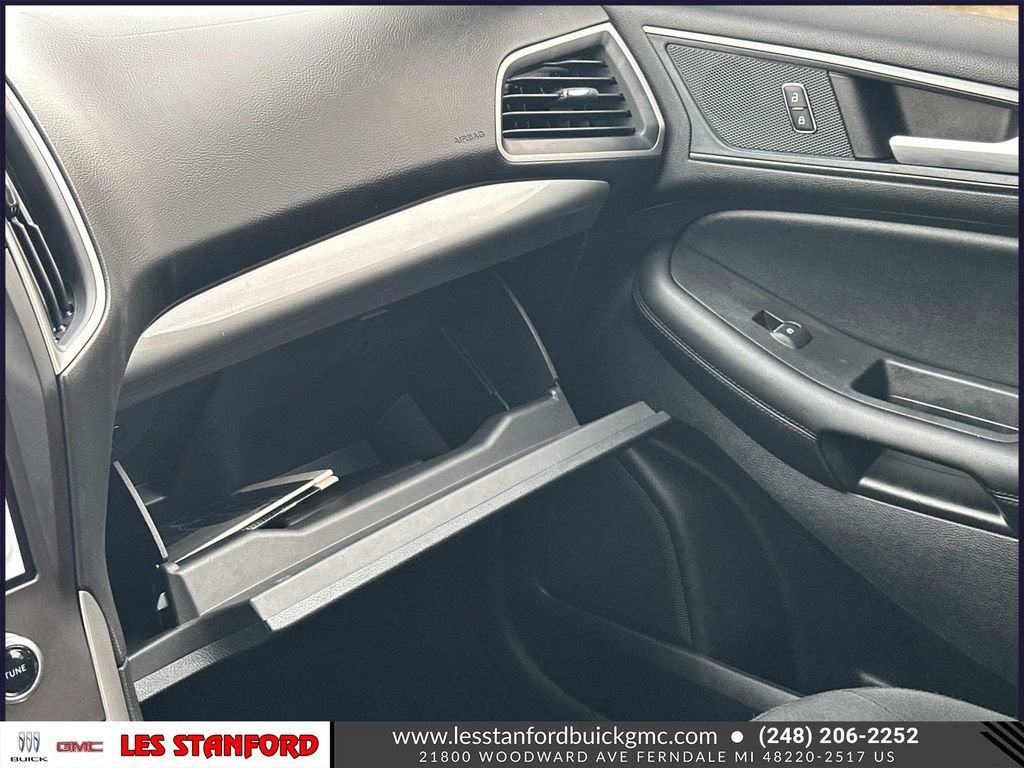 2021 Ford Edge SE