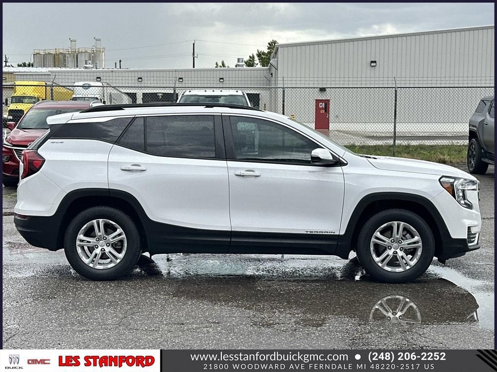 2023 GMC Terrain SLE