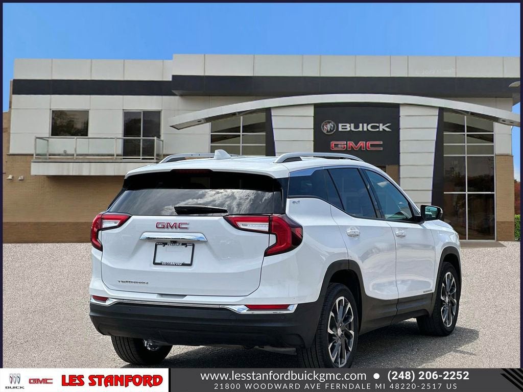 2024 GMC Terrain SLT