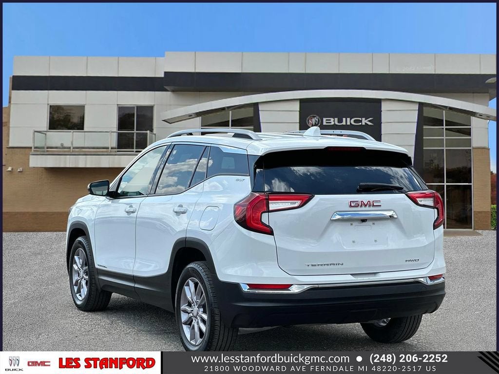 2023 GMC Terrain SLT