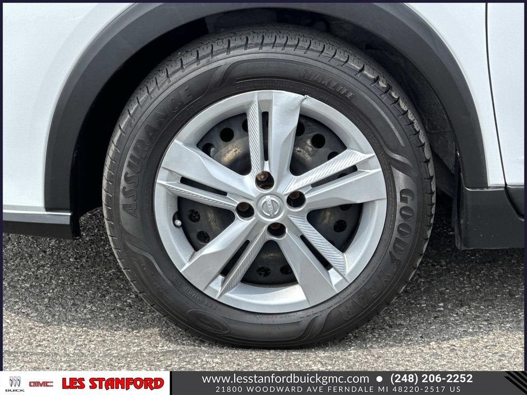 2023 Nissan Kicks S