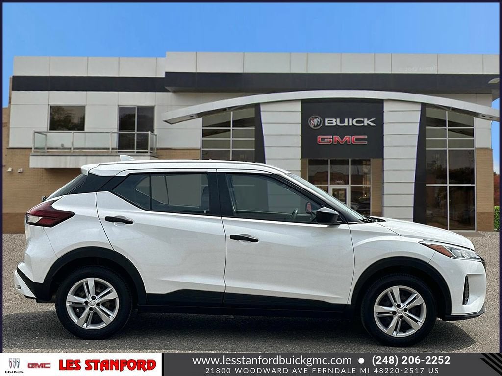 2023 Nissan Kicks S