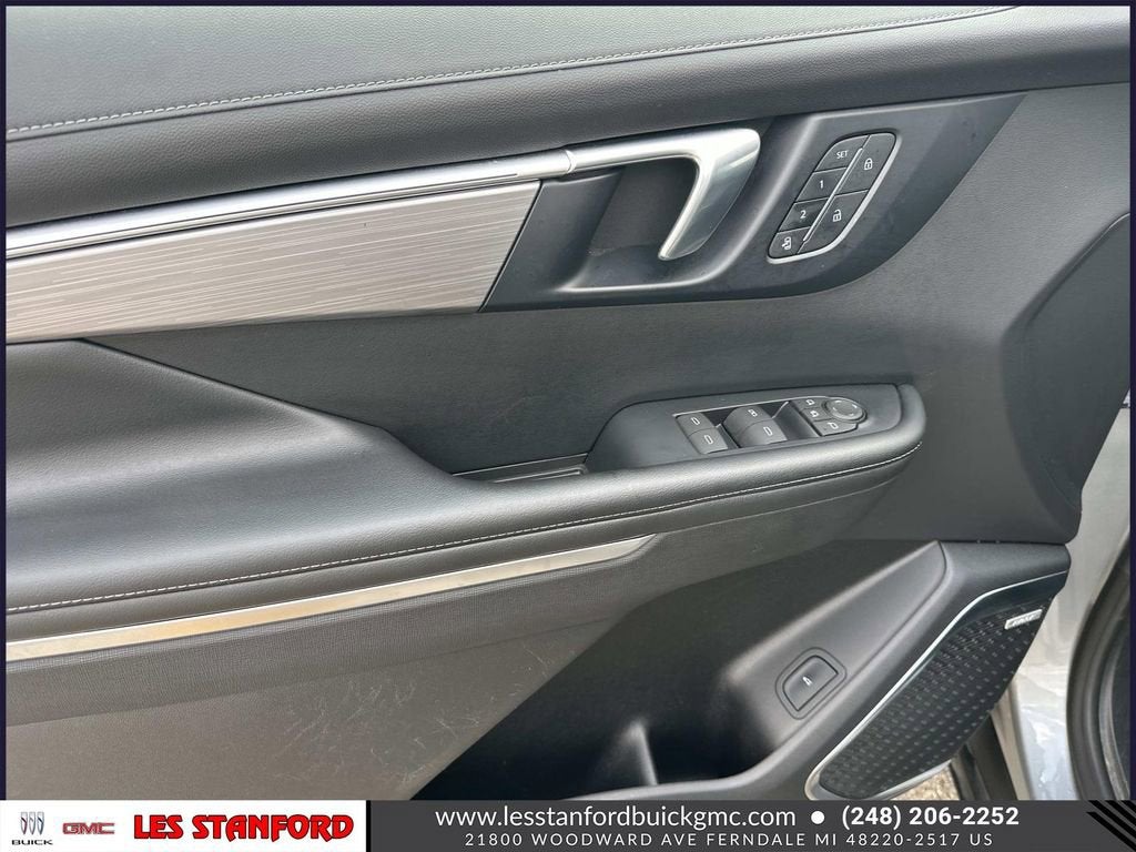2025 Buick Enclave Preferred