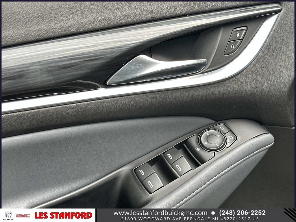 2024 Buick Enclave Essence