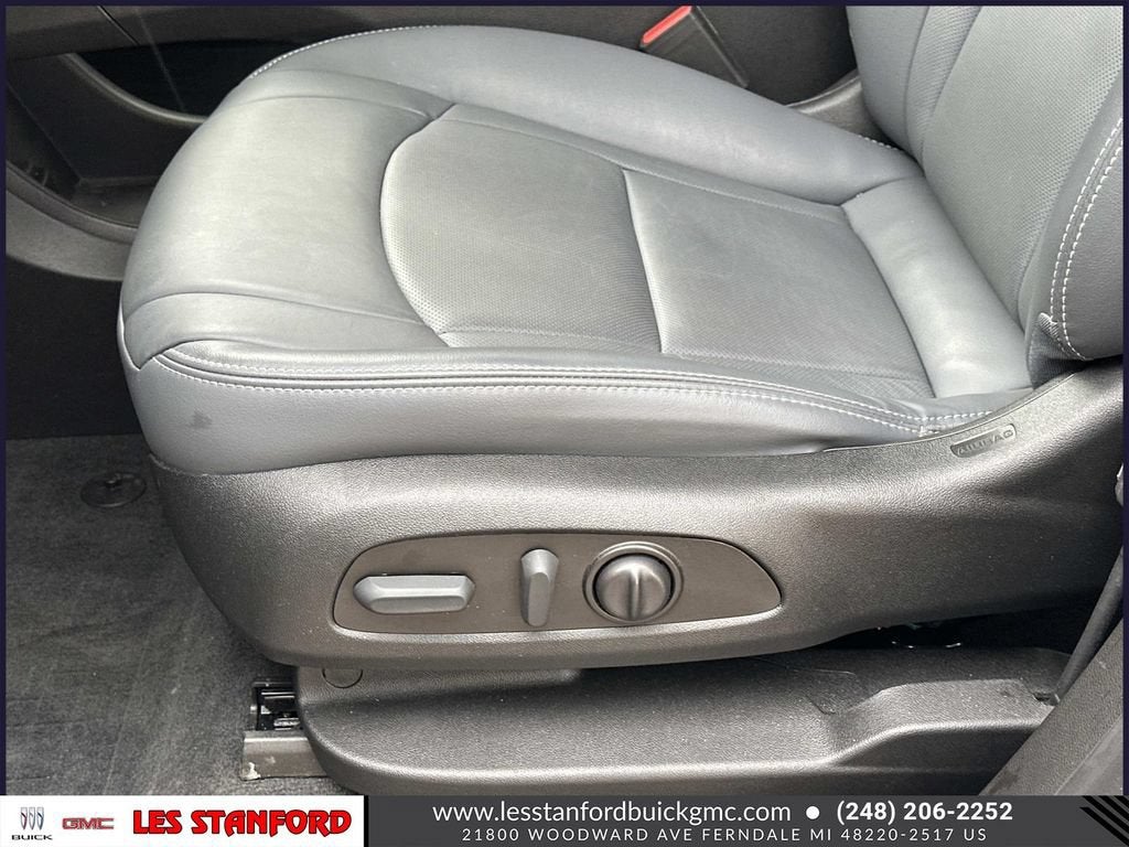 2024 Buick Enclave Essence