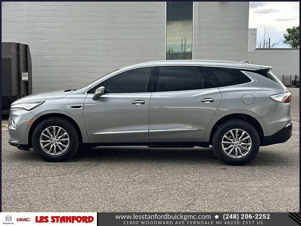 2024 Buick Enclave Essence