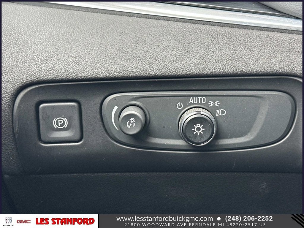 2020 Buick Enclave Essence