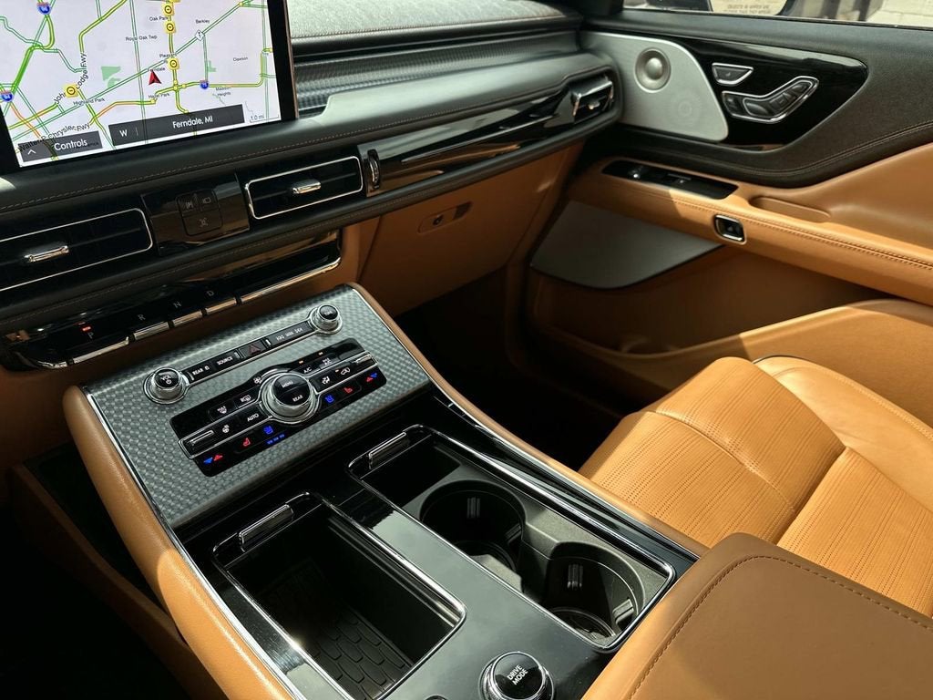 2023 Lincoln Aviator Black Label