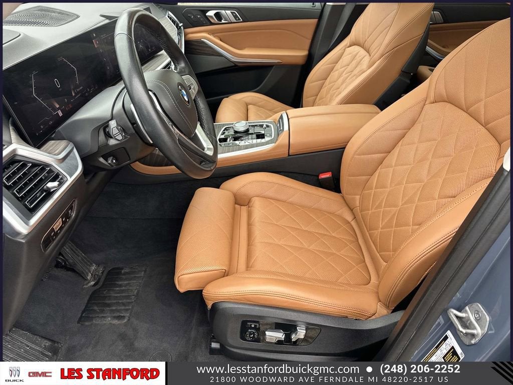 2023 BMW X7 xDrive40i