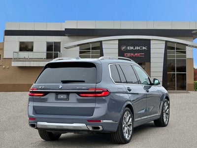 2023 BMW X7 xDrive40i