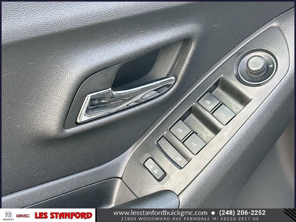 2022 Chevrolet Trax LS