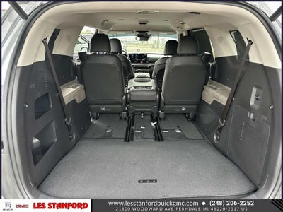 2025 Kia Carnival EX