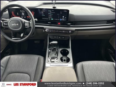 2025 Kia Carnival EX