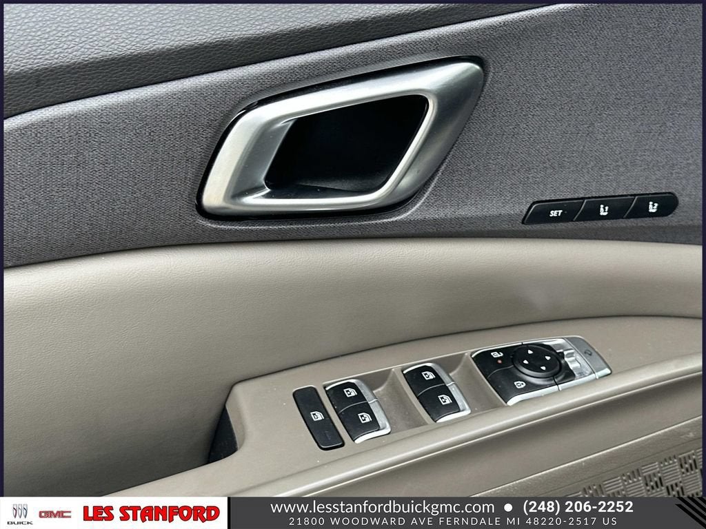 2025 Kia Carnival EX