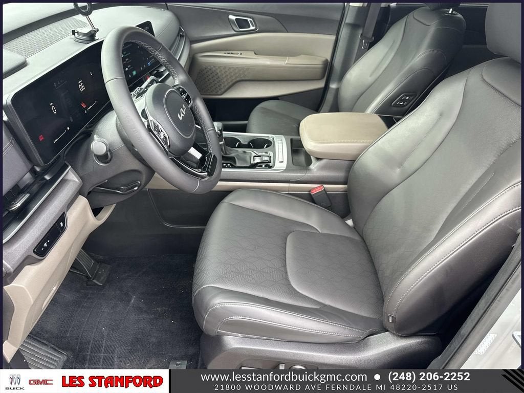 2025 Kia Carnival EX